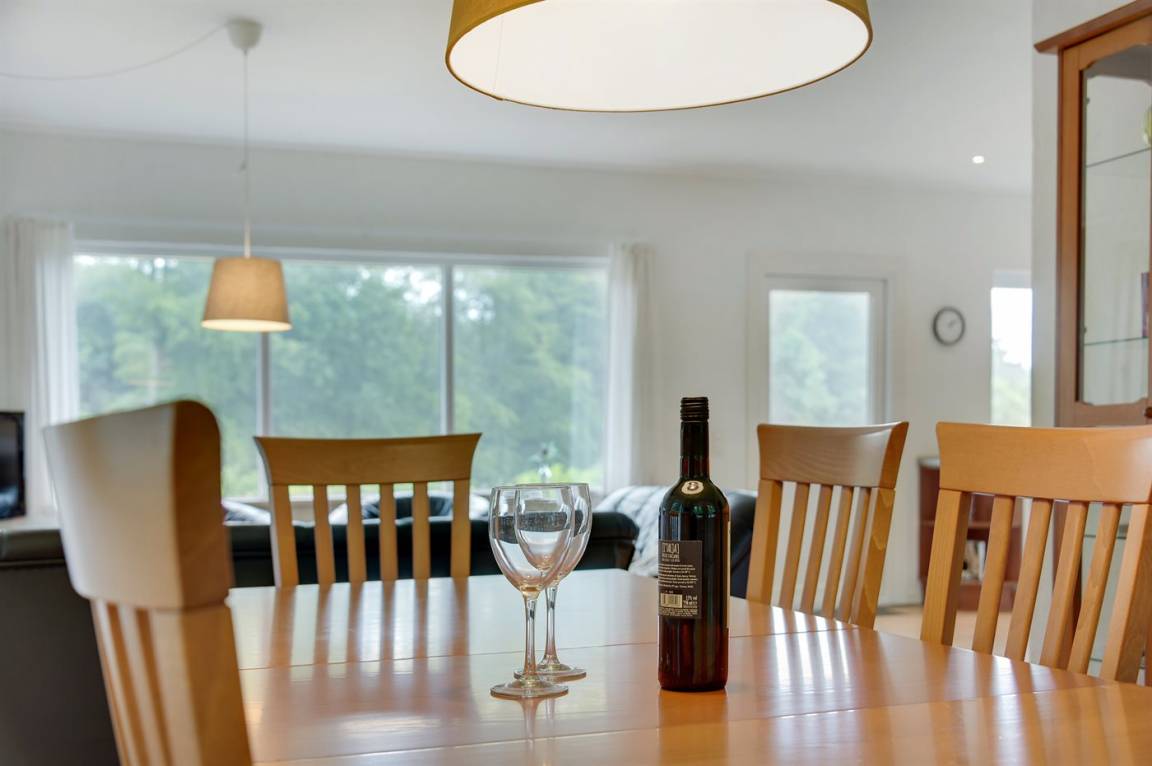 93 m² Ferienhaus ∙ 2 Schlafzimmer ∙ 6 Gäste – Bild 20