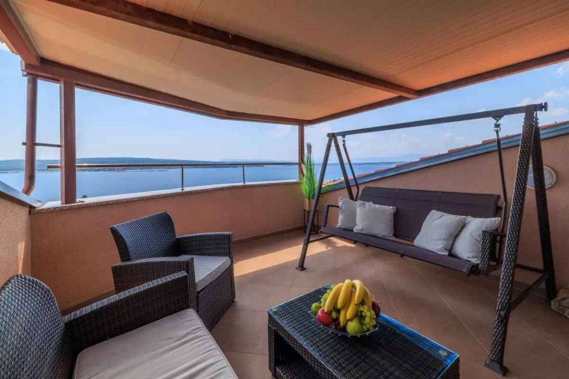 100 M² Ferienwohnung ∙ 4 Schlafzimmer ∙ 8 Gäste - Crikvenica