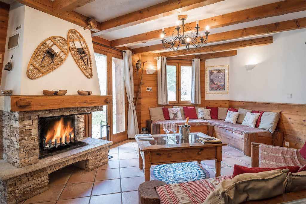 165 M² Chalet ∙ 6 Bedrooms ∙ 12 Guests - Courchevel