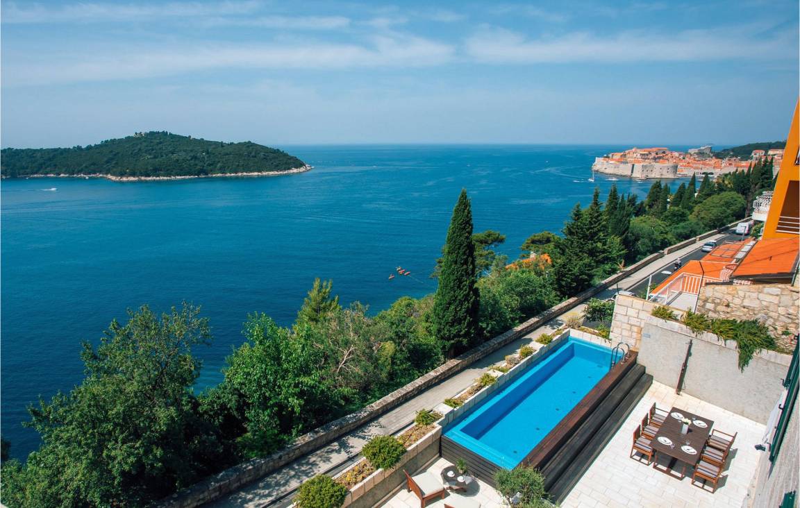 450 M² Ferienhaus ∙ 5 Schlafzimmer ∙ 12 Gäste - Dubrovnik