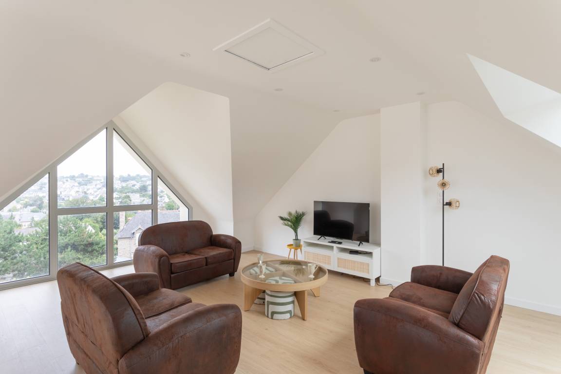 130 M² Ferienhaus ∙ 4 Schlafzimmer ∙ 8 Gäste - Erquy