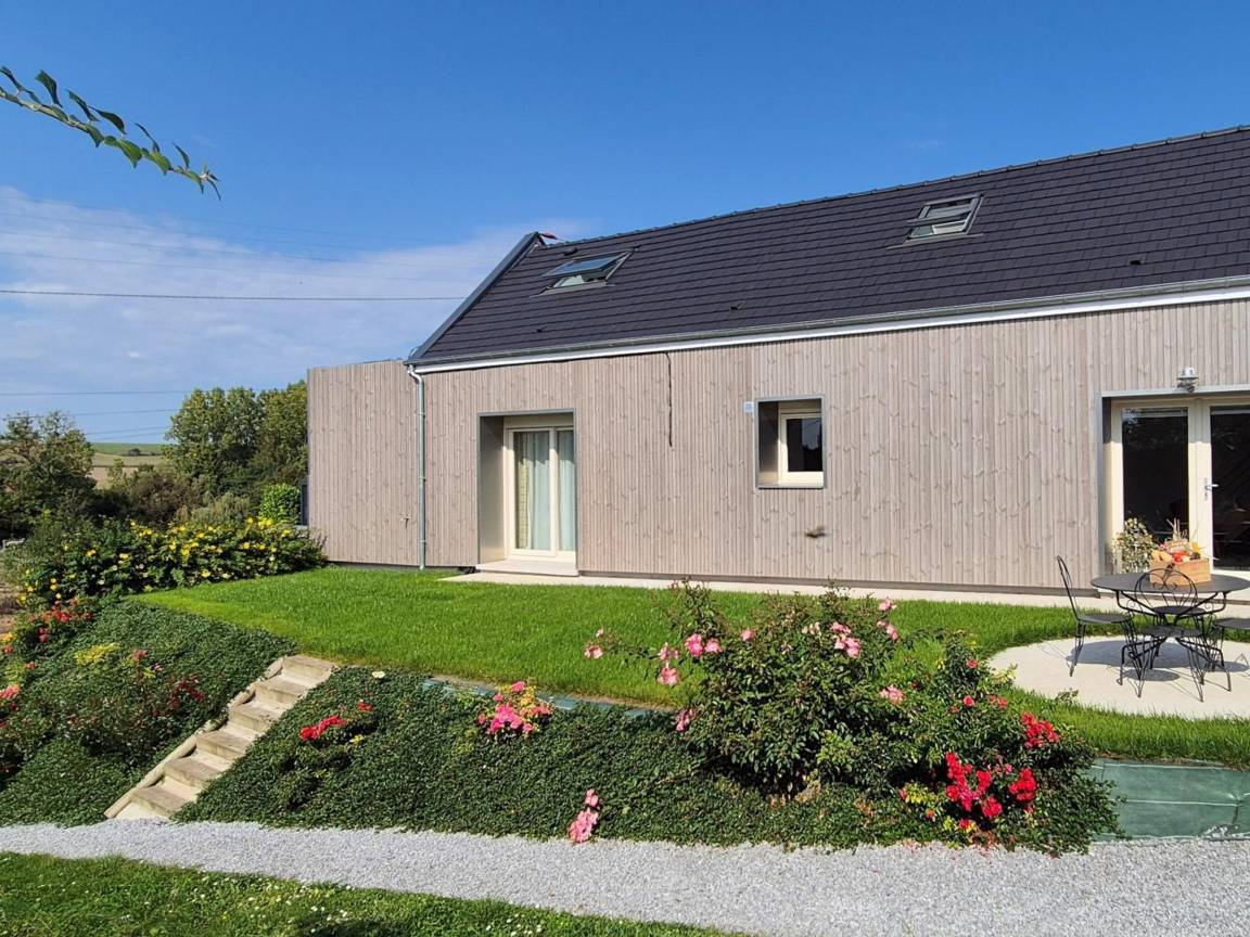 75 M² Casa Rural ∙ 2 Habitaciones ∙ 5 Huéspedes - Norte