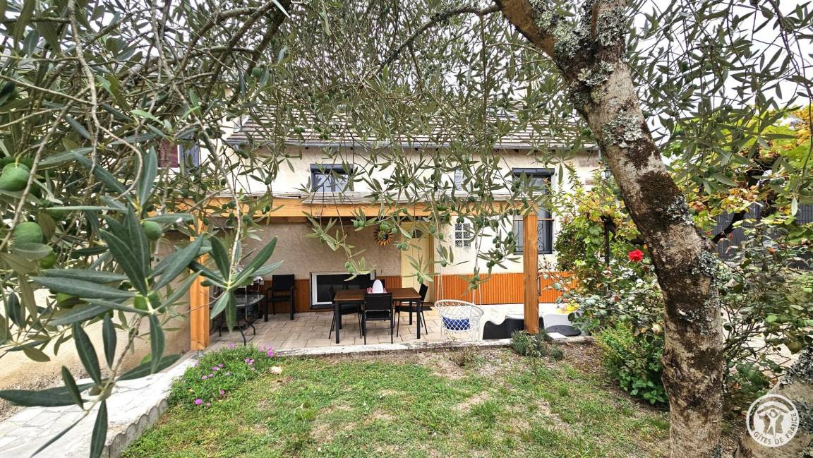 100 m&sup2; G&icirc;te 3 Schlafzimmer 6 G&auml;ste