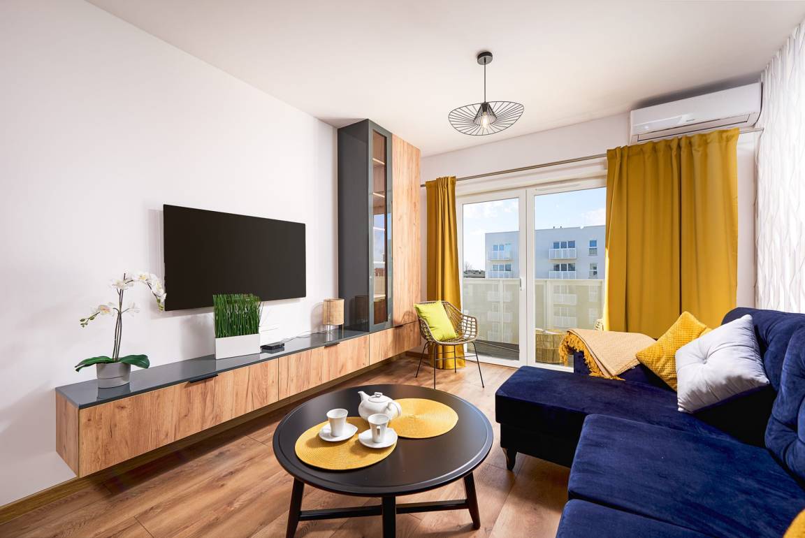 Apartment ∙ 2 Bedrooms ∙ 6 Guests - Łódź