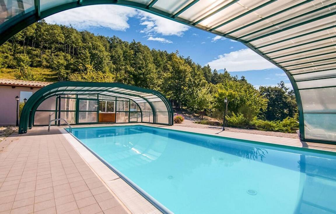 100 M² Apartment ∙ 3 Bedrooms ∙ 7 Guests - Marche