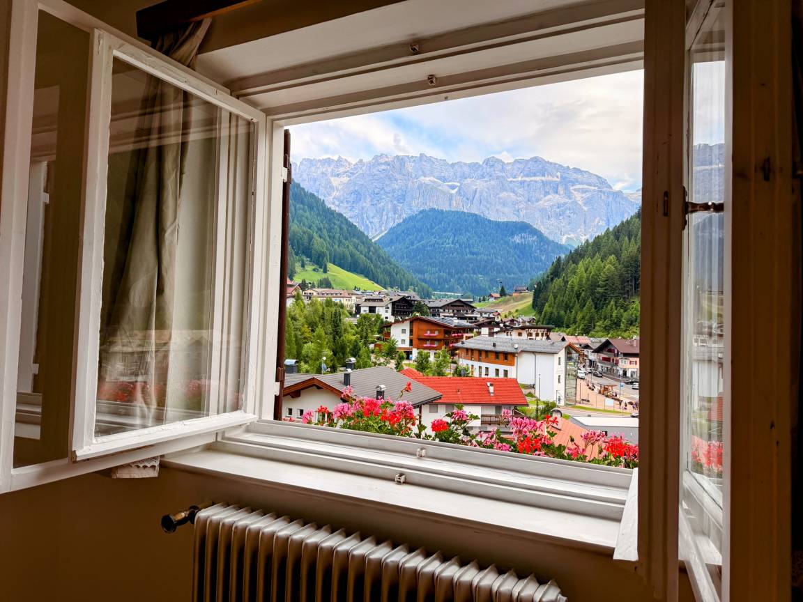 75 M² Appartamento Vacanza ∙ 3 Camere Da Letto ∙ 4 Ospiti - Selva di Val Gardena