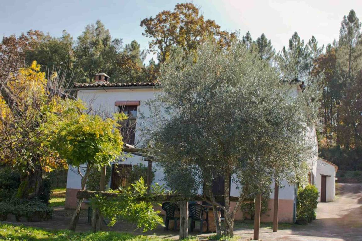 90 M² Ferienhaus ∙ 2 Schlafzimmer ∙ 6 Gäste - Aracena