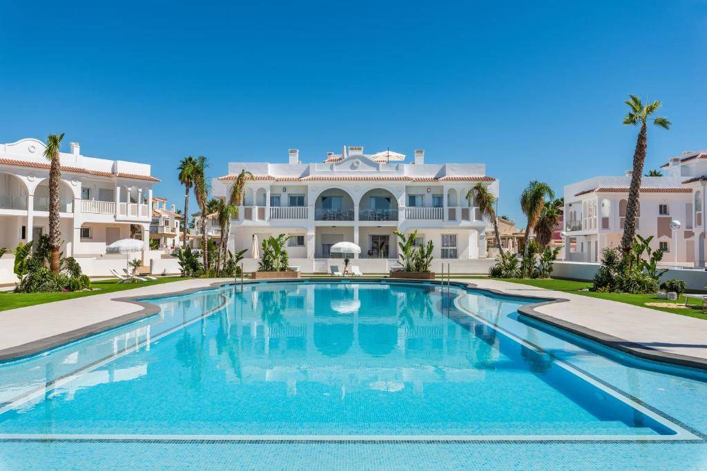 Apartment ∙ 2 Bedrooms ∙ 4 Guests - Rojales