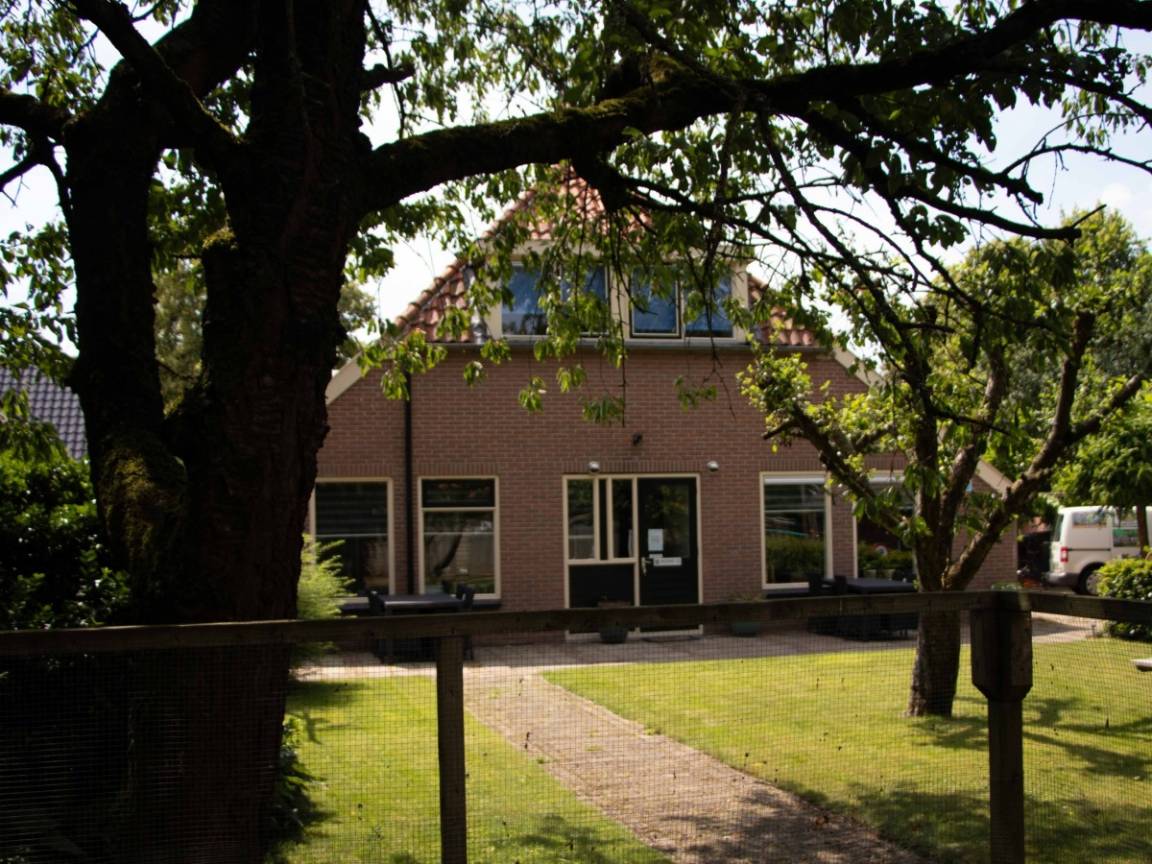 800 M² Ferienhaus ∙ 9 Schlafzimmer ∙ 21 Gäste - Drenthe