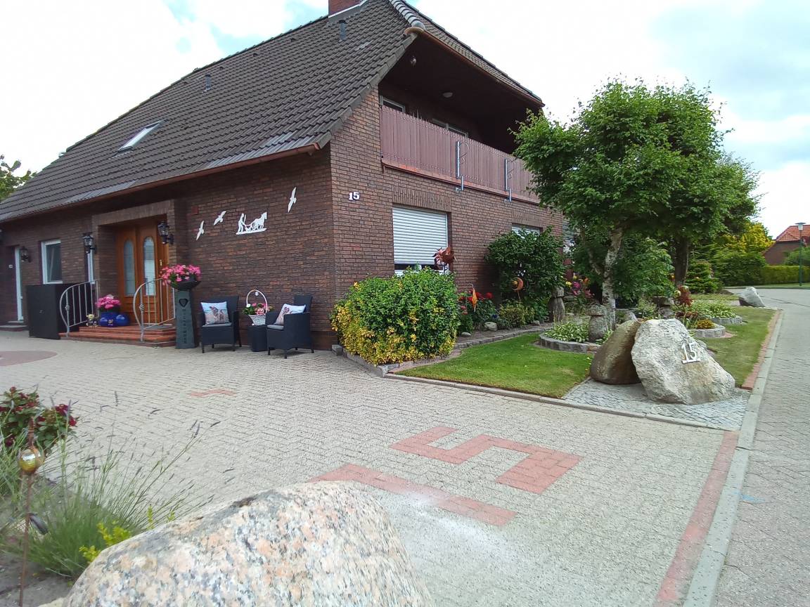 75 m² Ferienwohnung ∙ 2 Schlafzimmer ∙ 4 Gäste – Bild 2