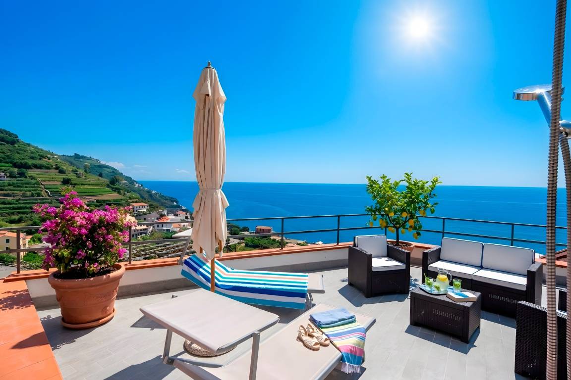 Holiday Home 'La Volta Amalfi Coast' with Sea View, Wi-Fi and Air Conditioning