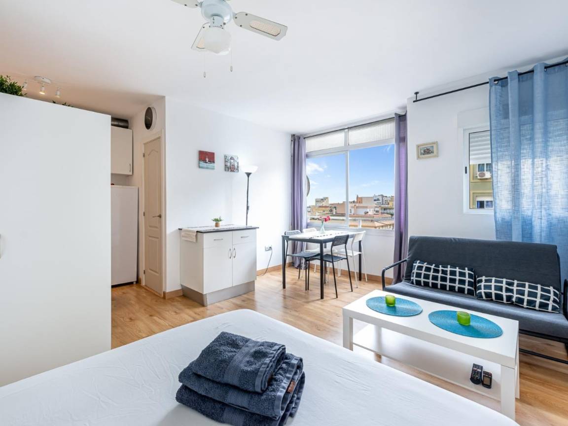 35 M² Apartamento ∙ 1 Habitación ∙ 2 Huéspedes - Torremolinos