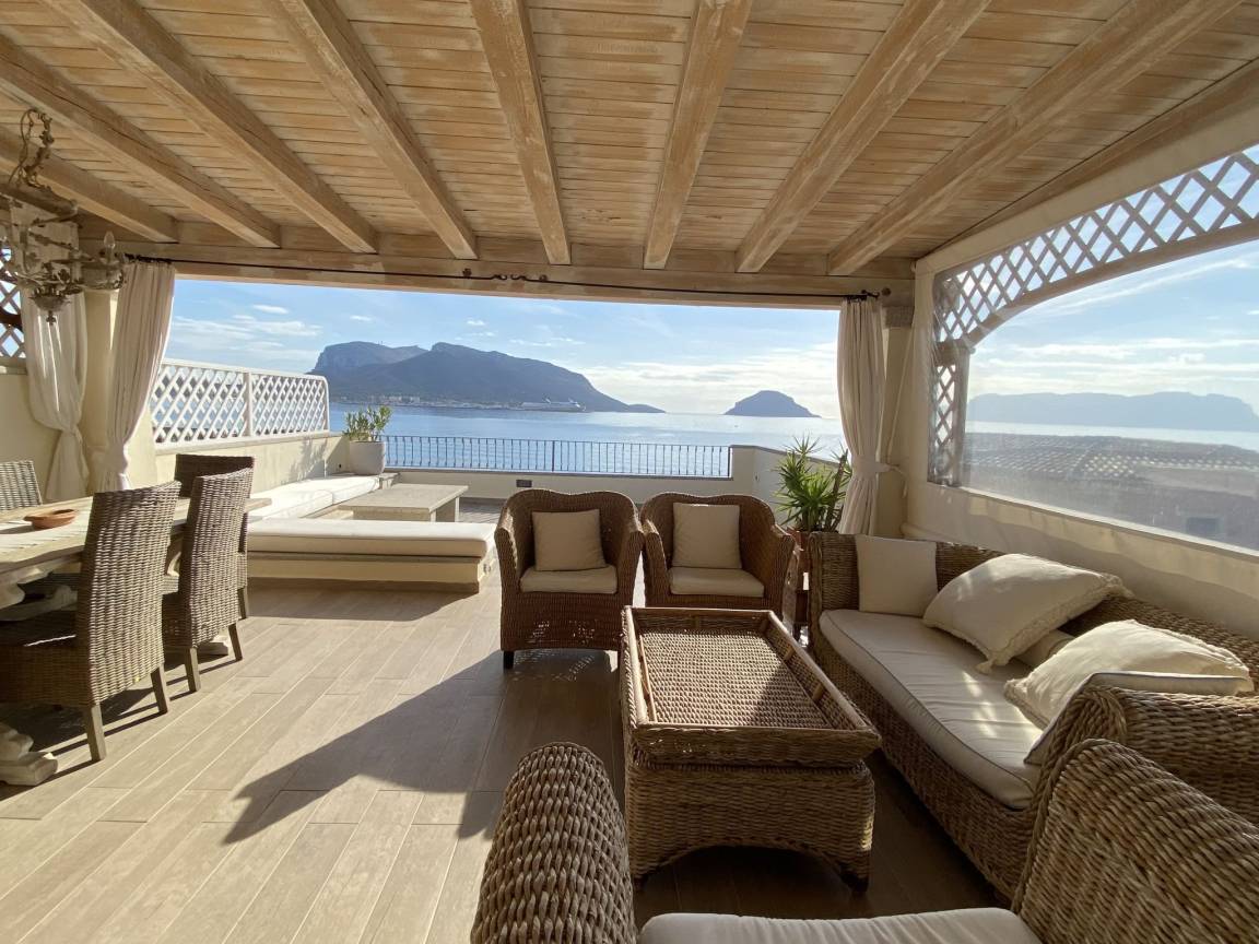 85 M² Apartament ∙ 2 Sypialnie ∙ 5 Gości - Golfo Aranci