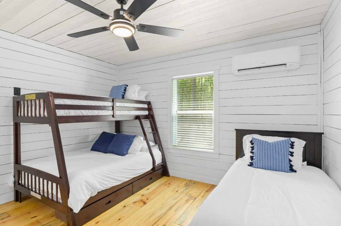 Apartment ∙ 3 Bedrooms ∙ 8 Guests - Helen, GA