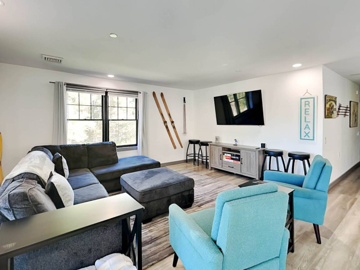 126 M² House ∙ 3 Bedrooms ∙ 8 Guests - Deep Creek Lake, MD