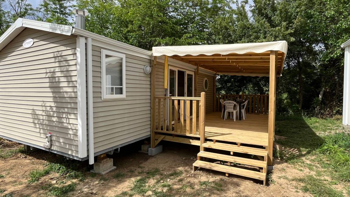 35 M² Asuntovaunu ∙ 2 Makuuhuonetta ∙ 4 Vierasta - Labeaume