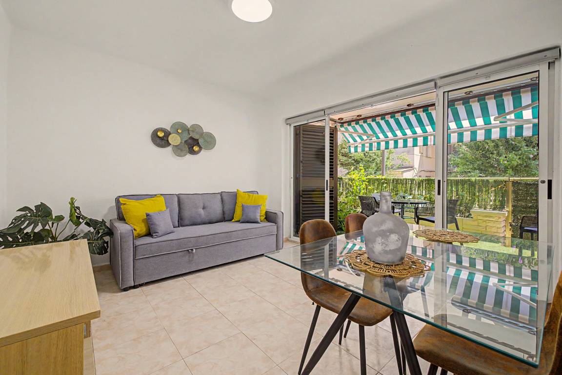 68 M² Apartment ∙ 2 Bedrooms ∙ 5 Guests - Salou
