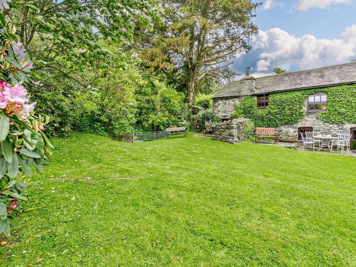 Cottage ∙ 2 Bedrooms ∙ 4 Guests - Kendal
