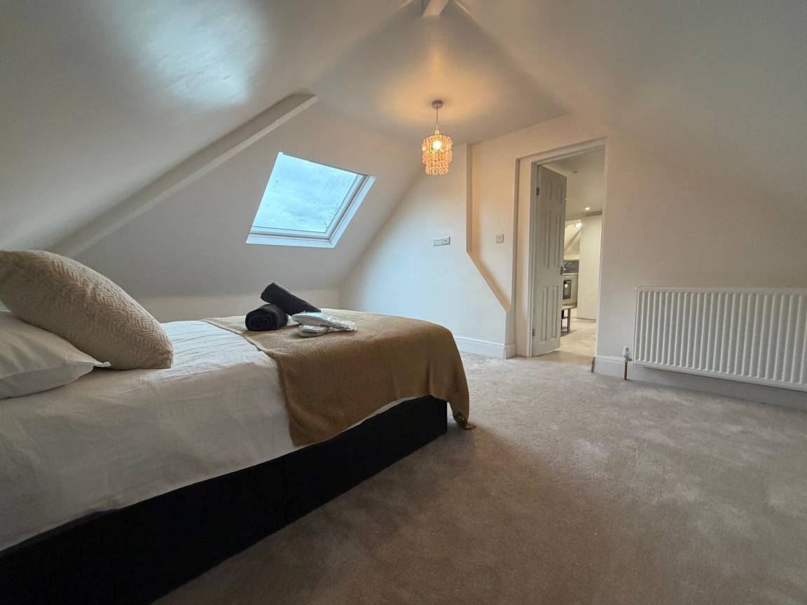 85 M² Appartement ∙ 1 Chambre ∙ 2 Personnes - Enfield Town