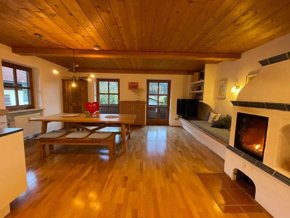72 M² Ferienwohnung ∙ 2 Schlafzimmer ∙ 4 Gäste - Sachrang