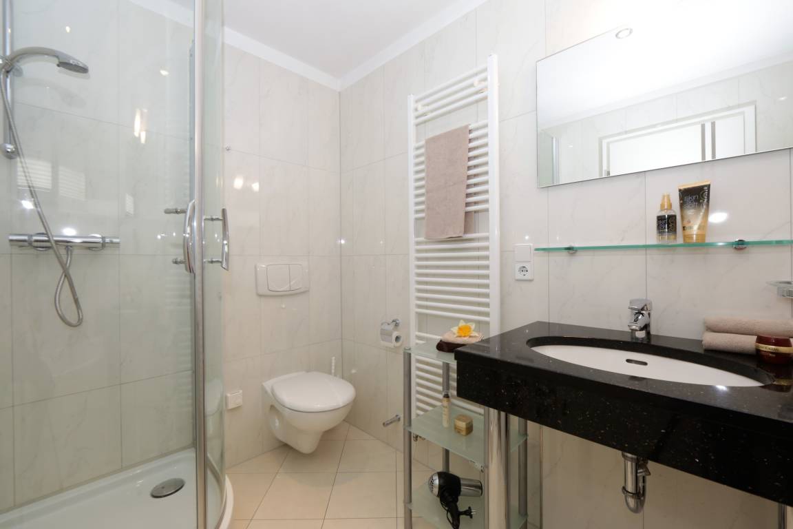 65 m² Ferienwohnung ∙ 1 Schlafzimmer ∙ 3 Gäste – Bild 21