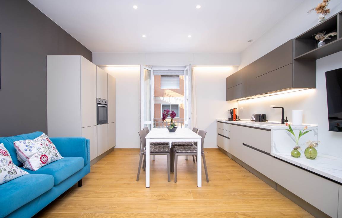Ferienwohnung ∙ 2 Schlafzimmer ∙ 6 Gäste - Civitanova Marche