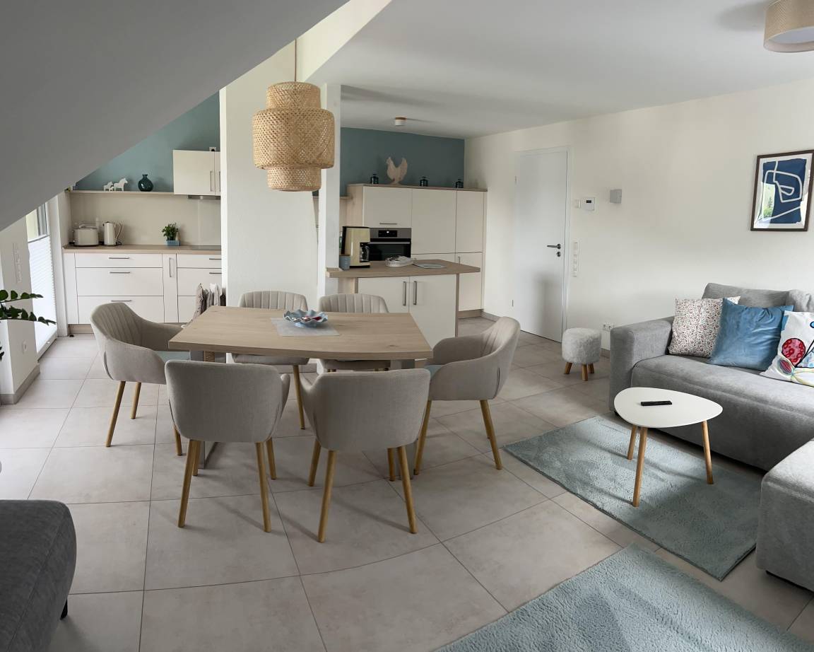 80 M² Ferienwohnung ∙ 2 Schlafzimmer ∙ 6 Gäste - Brauneberg