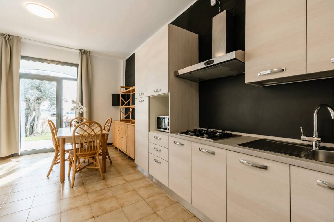 35 M² Caravan ∙ 1 Slaapkamer ∙ 1 Gast - Lombardije
