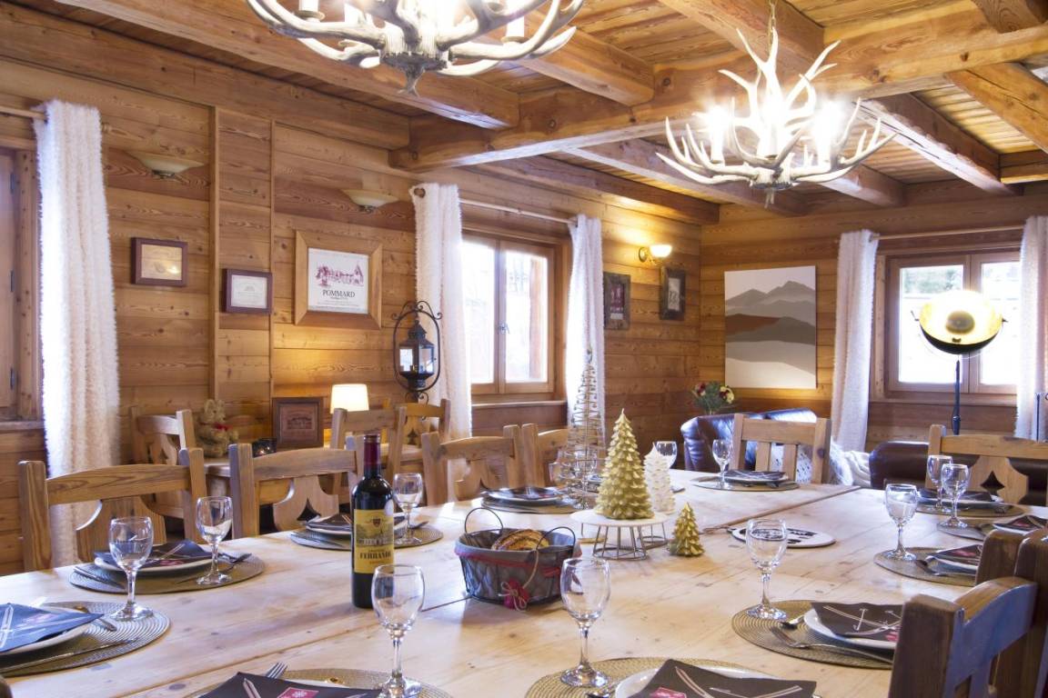 300 m² Chalet ∙ 8 Schlafzimmer ∙ 15 Gäste – Bild 7