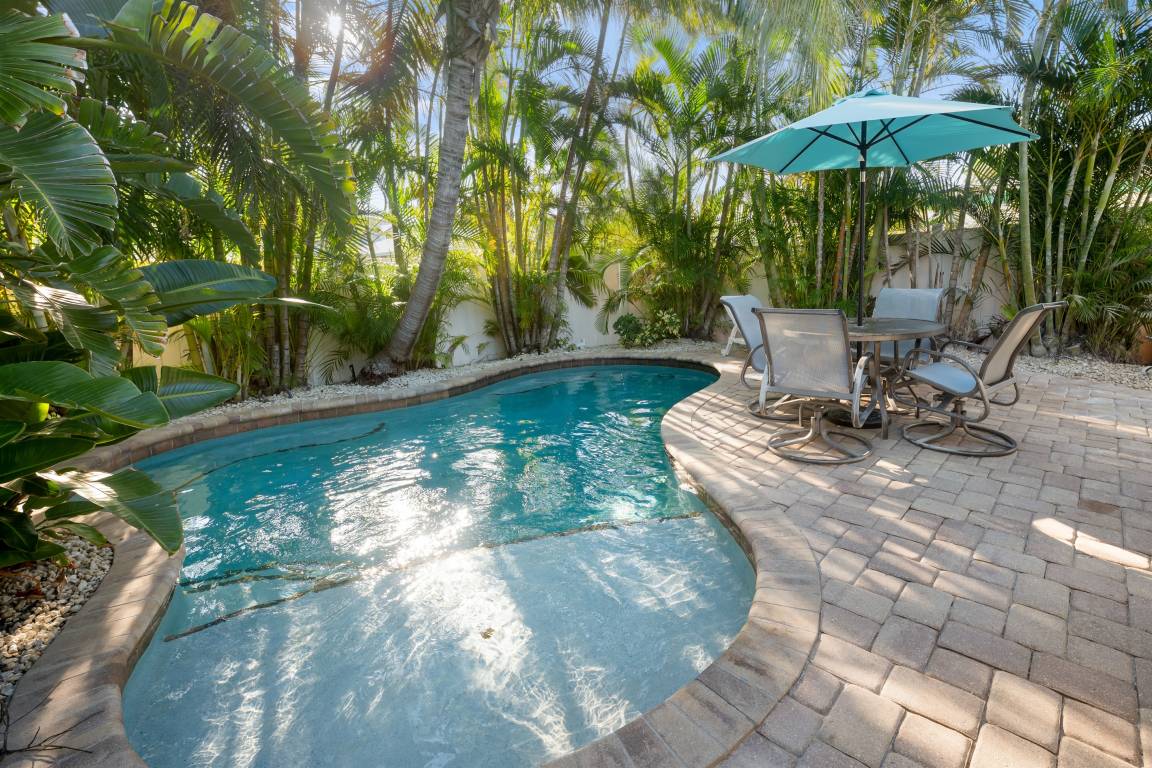 84 M² House ∙ 2 Bedrooms ∙ 4 Guests - Holmes Beach, FL