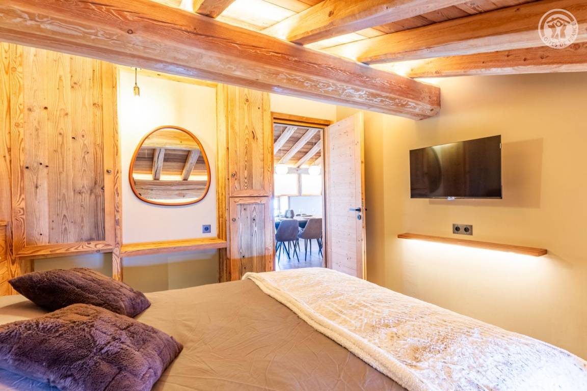 150 m² Gîte ∙ 5 Schlafzimmer ∙ 10 Gäste – Bild 19