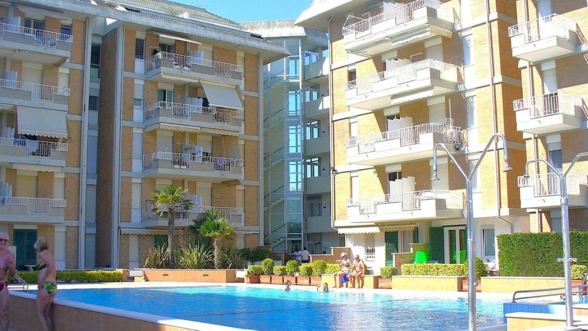 30 M² Apartament ∙ 4 Gości - Jesolo