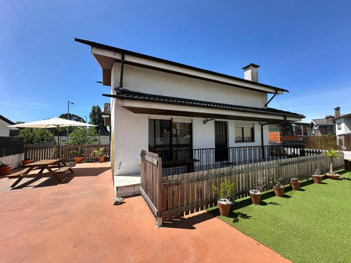 240 M² Casa ∙ 5 Quartos ∙ 9 Hóspedes - Porto, Portugal