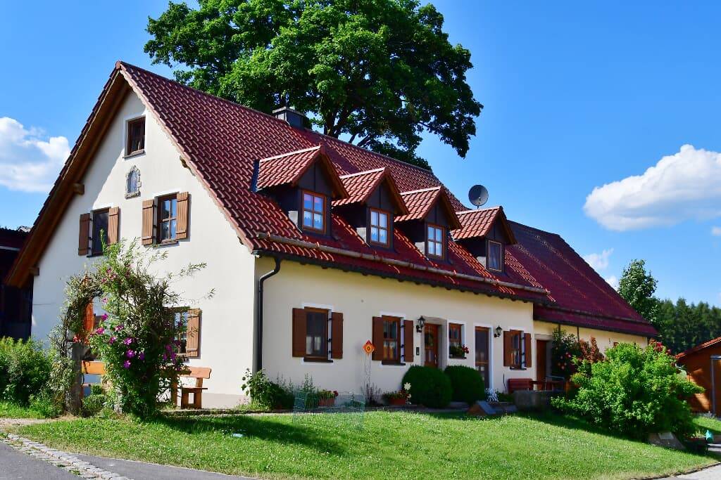 50 M² Ferienwohnung ∙ 2 Schlafzimmer ∙ 5 Gäste - Marktredwitz