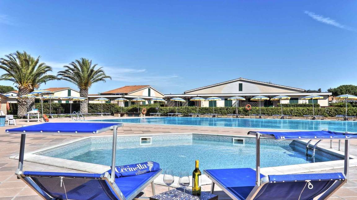 32 M² Appartement ∙ 2 Slaapkamers ∙ 4 Gasten - Cecina
