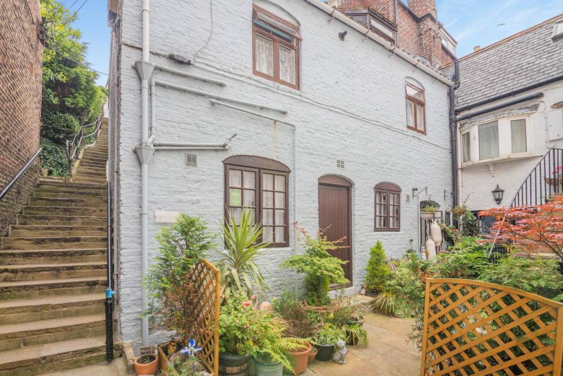 Cottage ∙ 4 Bedrooms ∙ 6 Guests - Runswick Bay