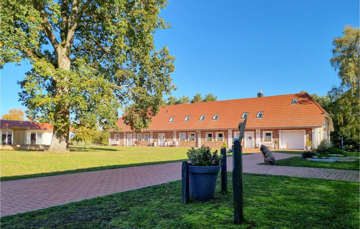 45 M² Ferienwohnung ∙ 1 Schlafzimmer ∙ 2 Gäste - Dobbertin