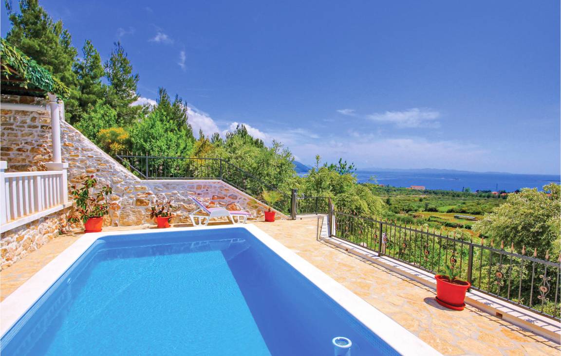 101 M² Casa ∙ 3 Habitaciones ∙ 6 Huéspedes - Korčula