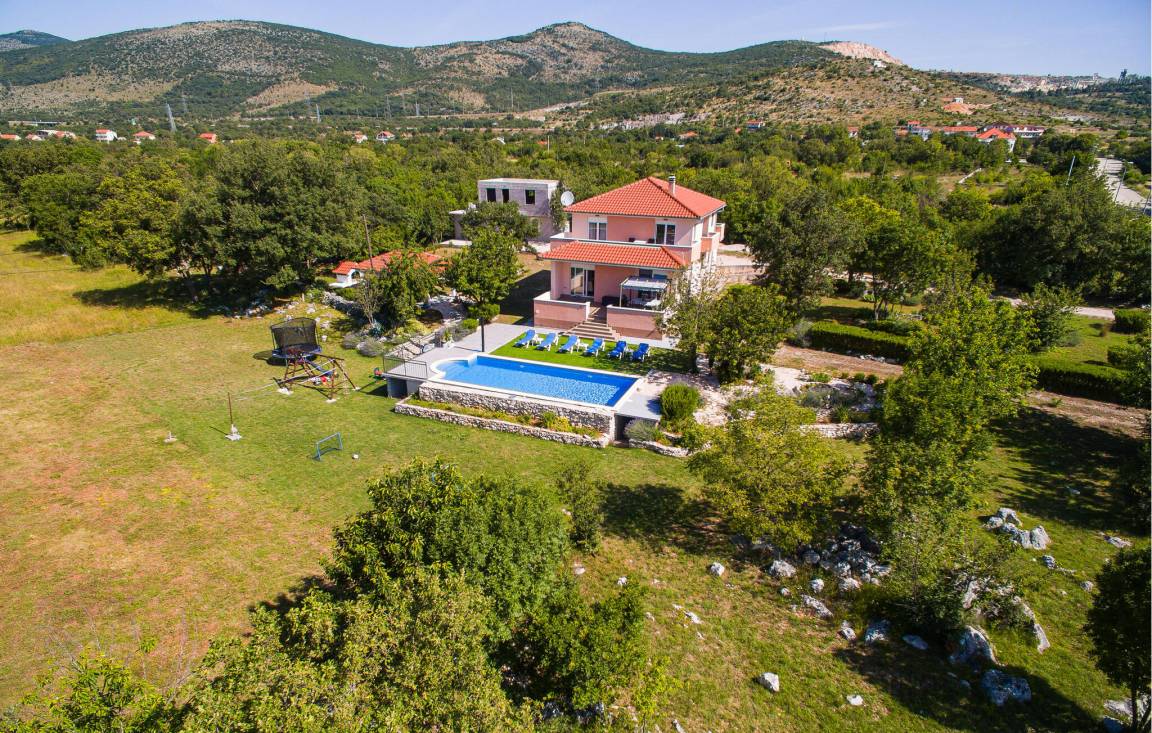 153 M² Casa ∙ 5 Quartos ∙ 11 Hóspedes - Croácia