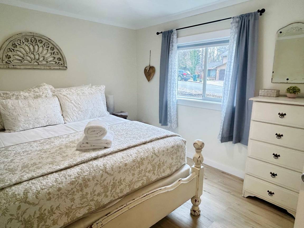 79 M² House ∙ 2 Bedrooms ∙ 3 Guests - Coeur d'Alene, ID