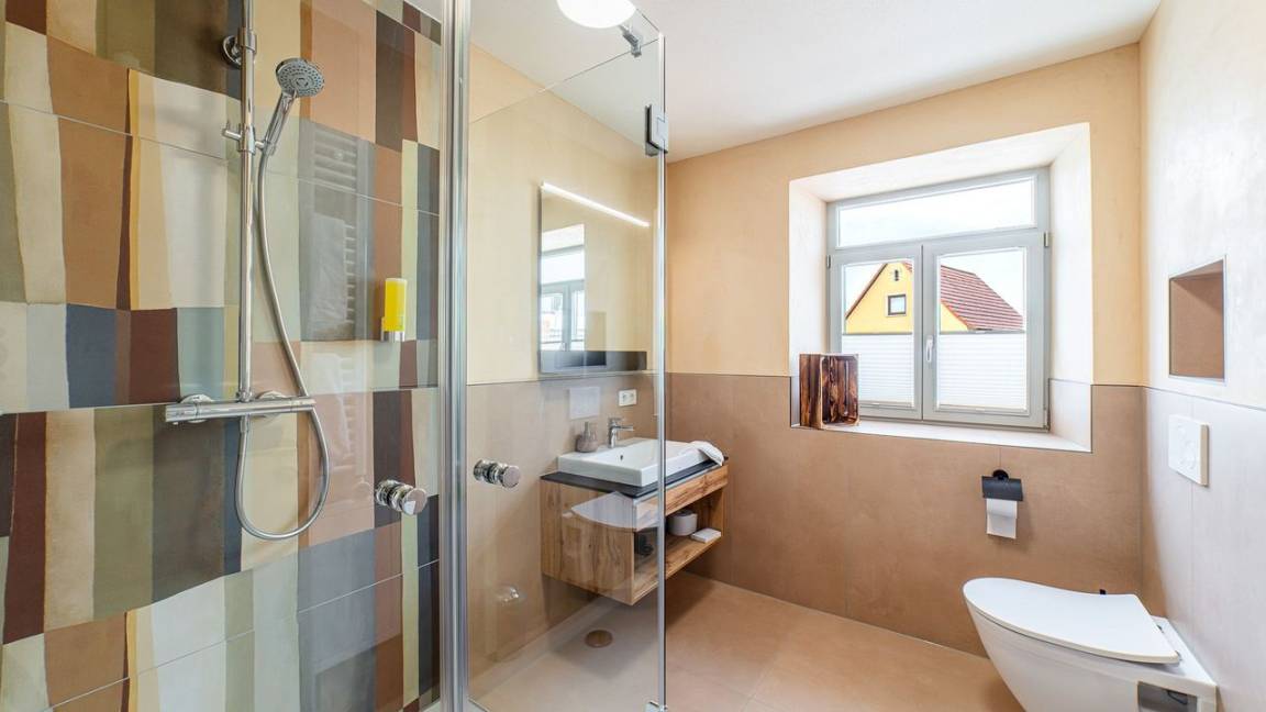 55 M² Ferienwohnung ∙ 1 Schlafzimmer ∙ 4 Gäste - Absberg