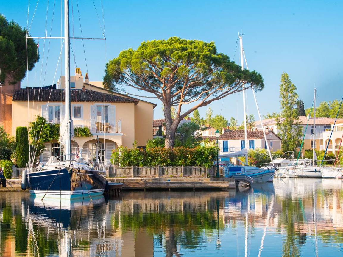 60 M² Apartment ∙ 2 Bedrooms ∙ 4 Guests - Grimaud