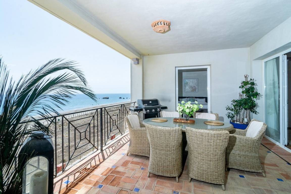 210 M² Appartement ∙ 3 Chambres ∙ 6 Personnes - Manilva