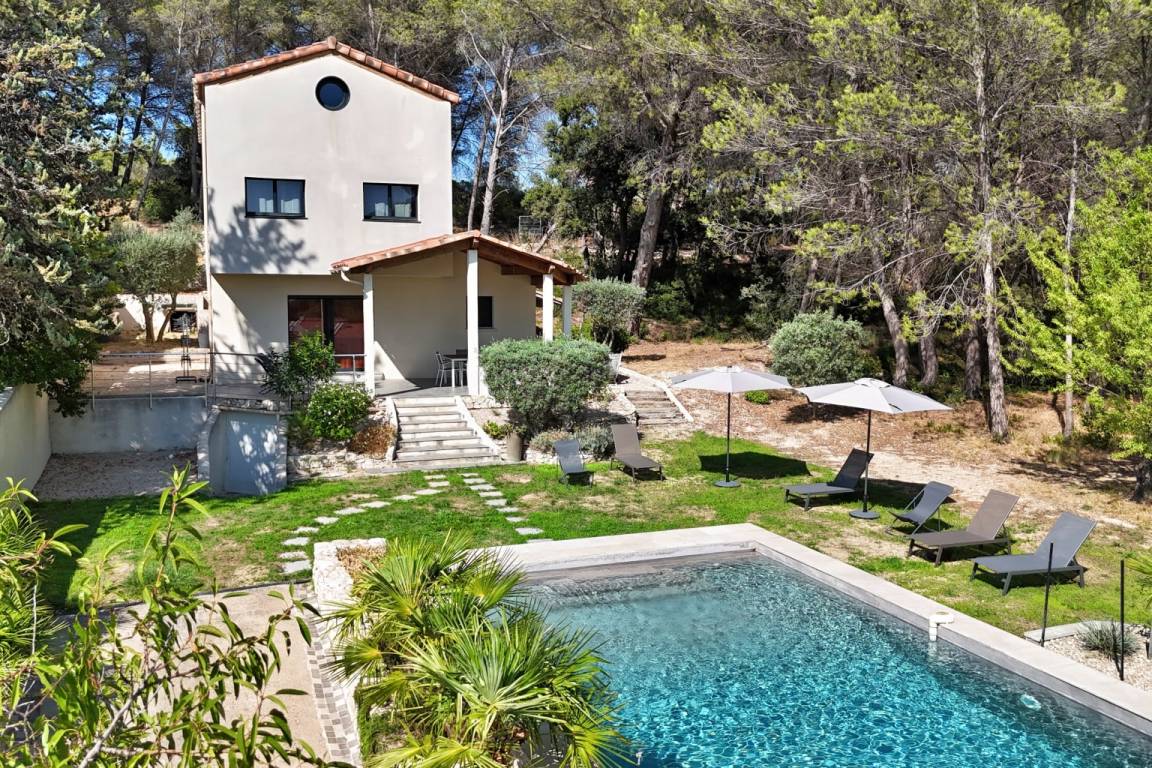 192 M² House ∙ 5 Bedrooms ∙ 10 Guests - Aix-en-Provence