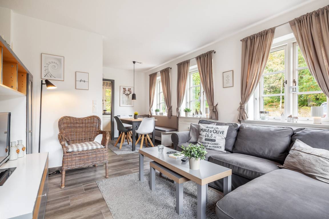 65 m² Ferienhaus ∙ 2 Schlafzimmer ∙ 2 Gäste – Bild 3