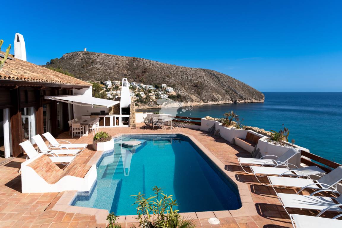 397 M² Villa ∙ 6 Chambres ∙ 8 Personnes - Moraira