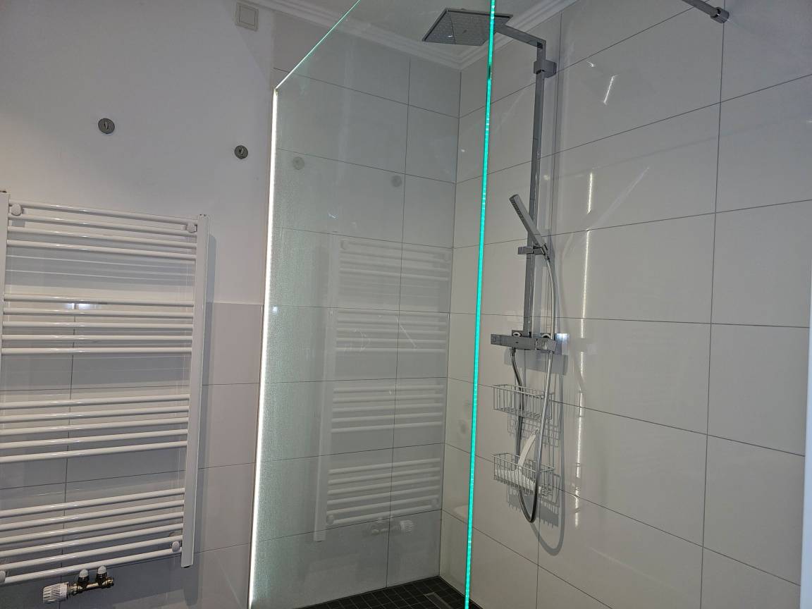 100 m² Ferienwohnung ∙ 2 Schlafzimmer ∙ 4 Gäste – Bild 18
