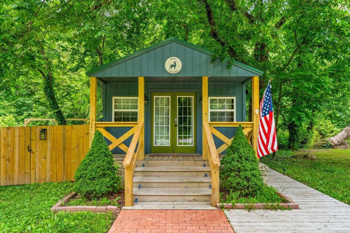 47 M² Cabin ∙ 1 Bedroom ∙ 4 Guests - Coney Island, MO