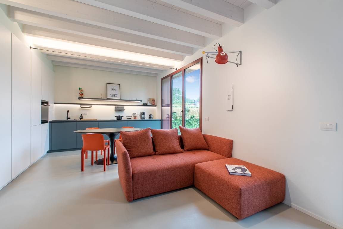 90 M² Apartamento ∙ 2 Quartos ∙ 4 Hóspedes - Maranello