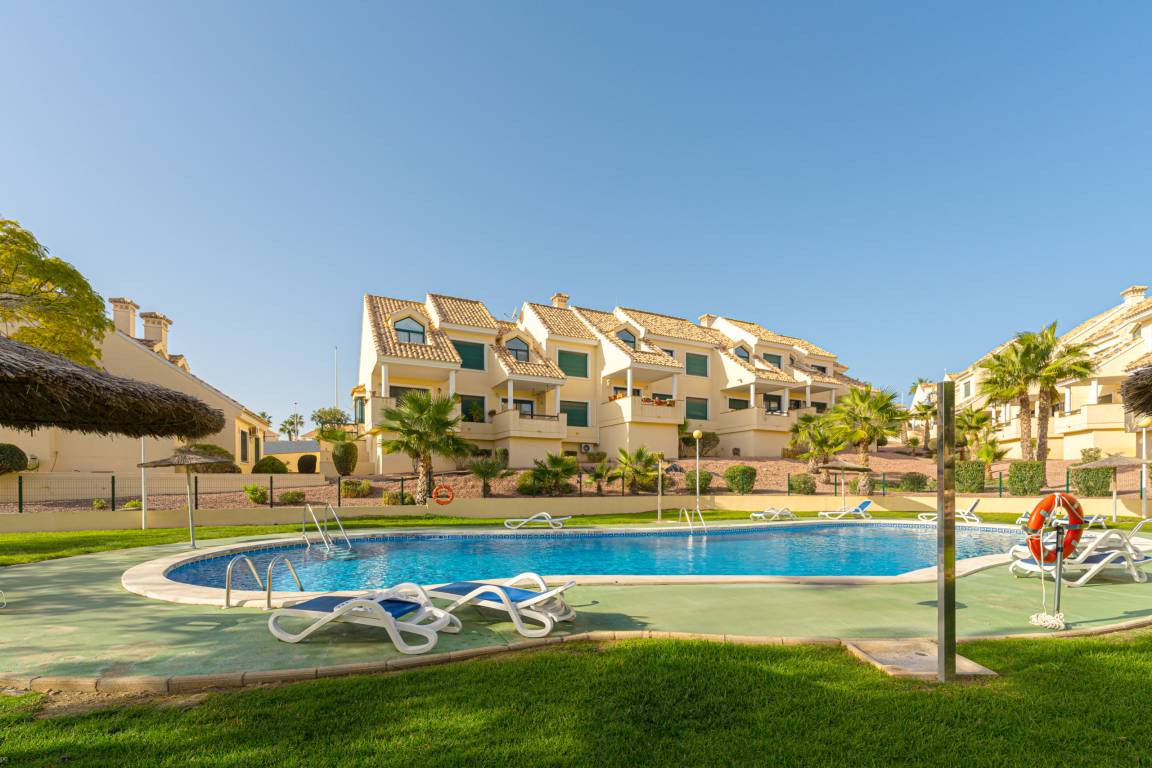 75 M² Apartment ∙ 2 Bedrooms ∙ 4 Guests - La Zenia
